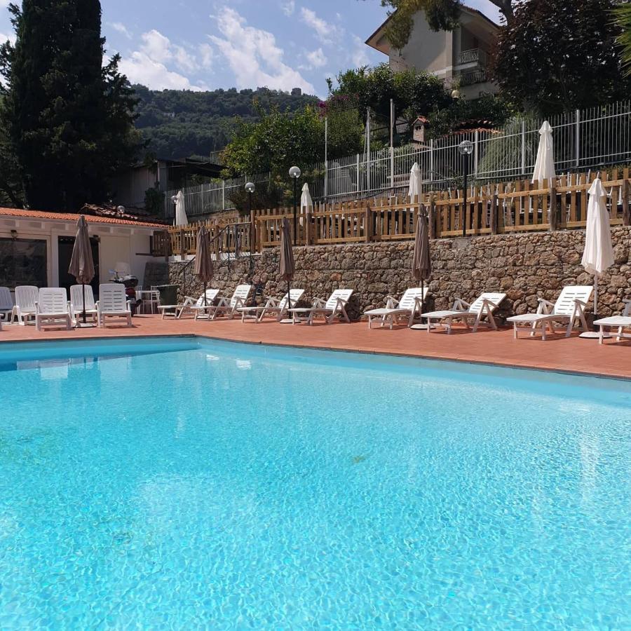 Villaggio Turistico Da Tonino Seglia San Bernardo Exterior foto